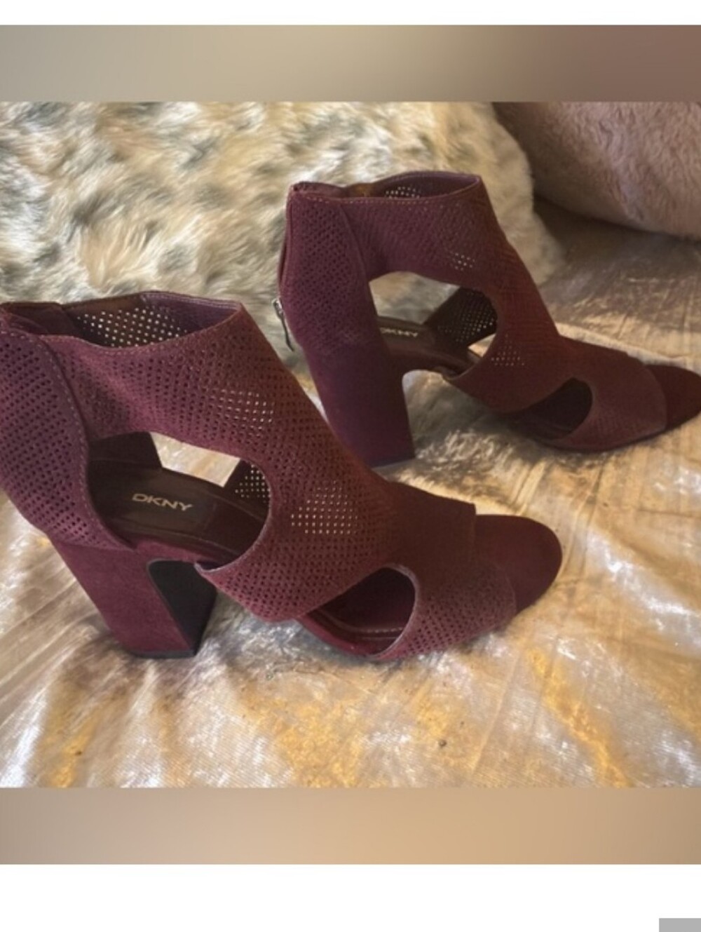 DKNY Helli Sandal/Booti size 8 1/2